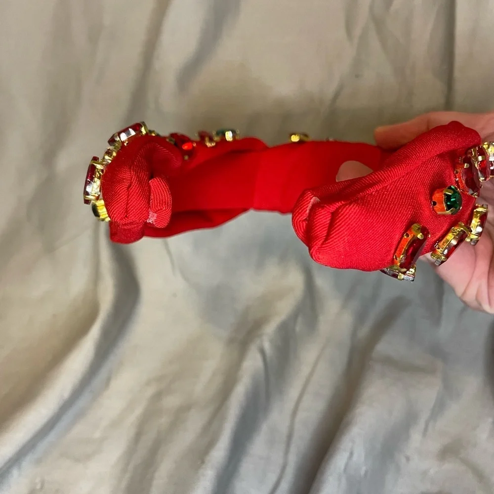 Piper K Vibrant Red and Green Gemstone Knotted Headband - Picture 7 of 8